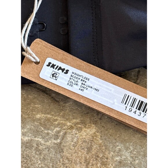 Skims Weightless Scoop Bra Onyx Size 44D - Picture 7 of 7